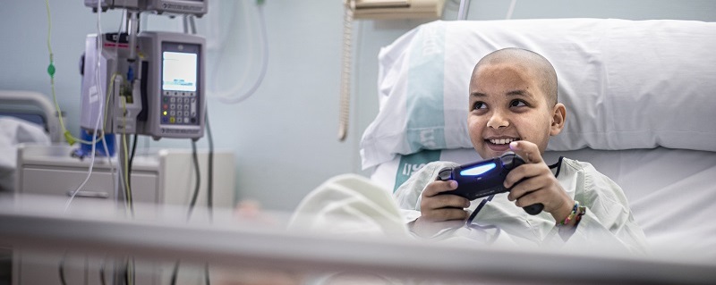 Nuevas Play Stations para los niños con cáncer de Aragón