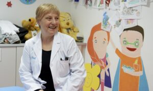 Carlota Calvo: «El cáncer infantil ya no debe ser identificado con fracaso o muerte»