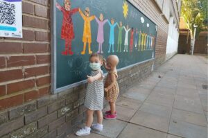 Utebo inaugura un mosaico de 7 metros en apoyo a los niños con cáncer