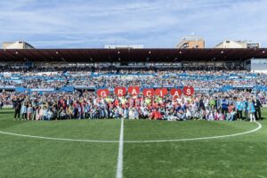 24.000 espectadores arropan a los niños con cáncer en La Romareda