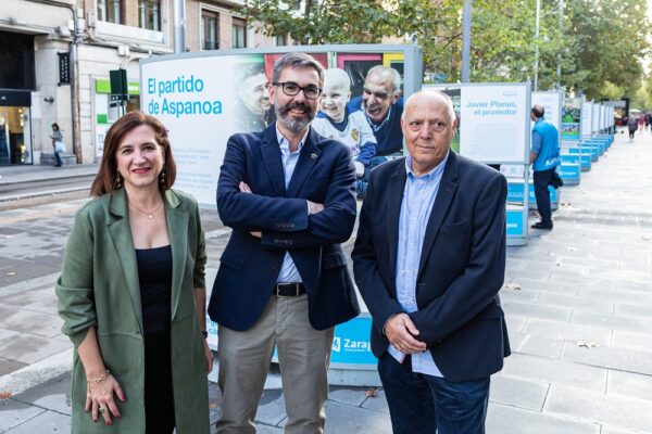 Una exposición en la Gran Vía recorre los 30 años del partido de Aspanoa