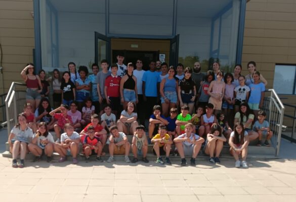 45 niños y adolescentes participan en el campamento de verano de Aspanoa