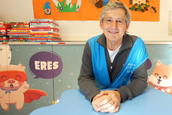 Eduardo Guillén: «Estos niños te enseñan a vivir y te hacen crecer como persona»